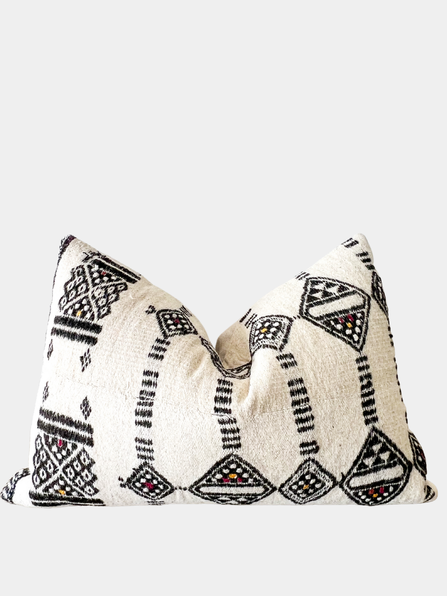 Noelle Lumbar Pillow 2