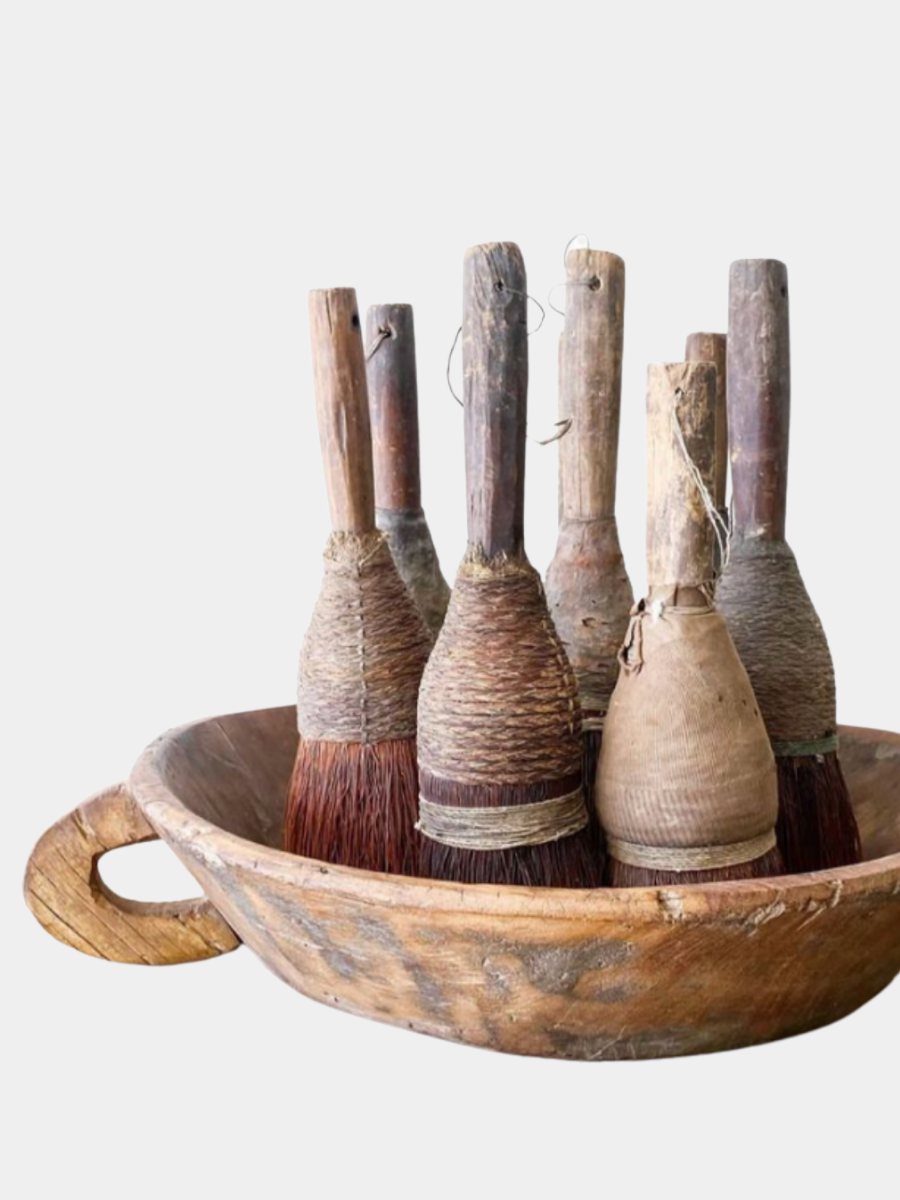 Vintage Round Hand Brush