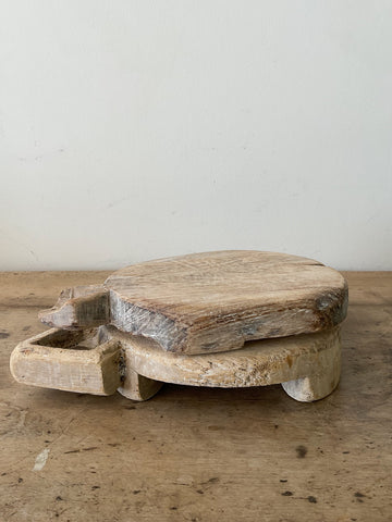 Vintage Bleached Handled Round Chapati Board