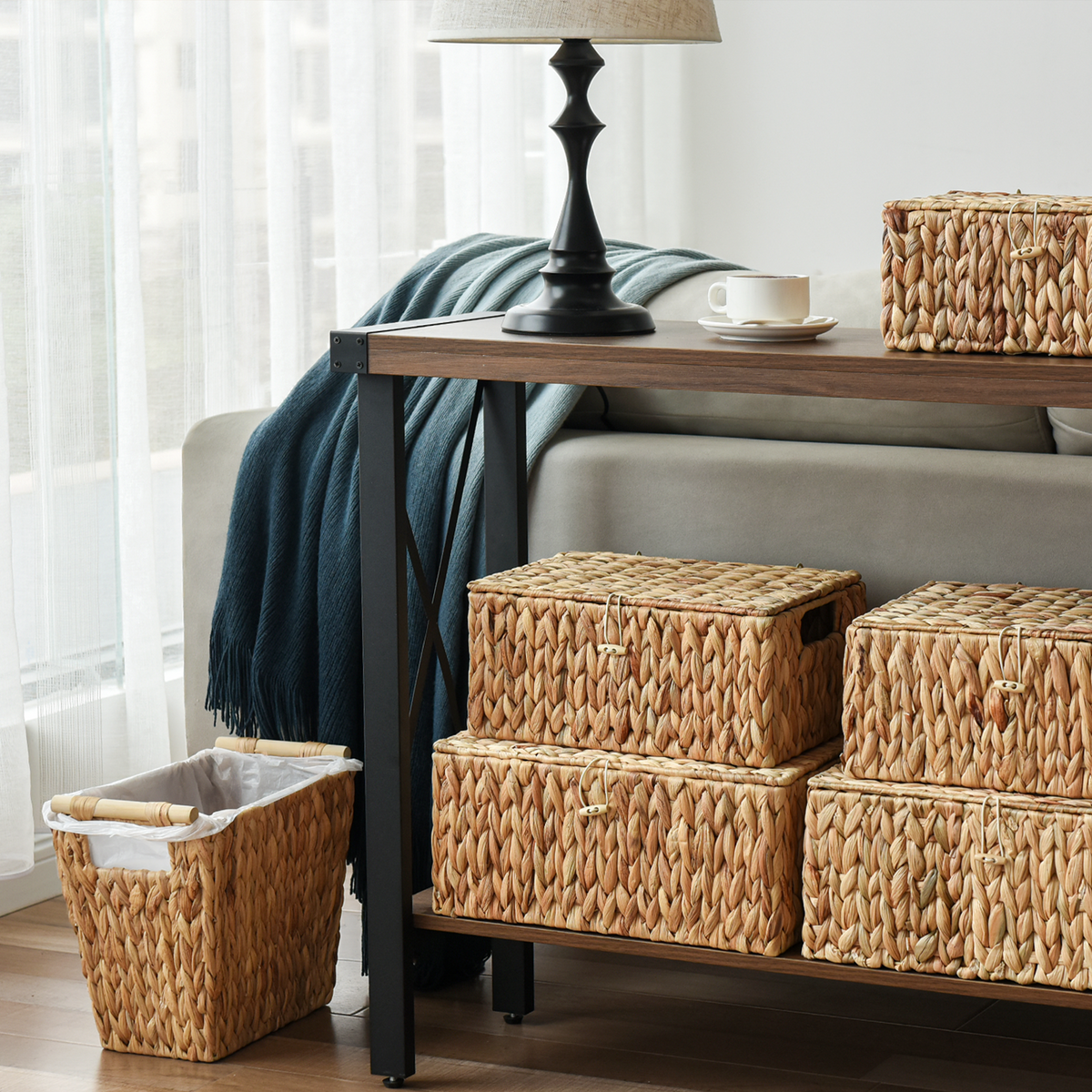 Wicker Basket with Lid and Built-In Handles, Water Hyacinth
