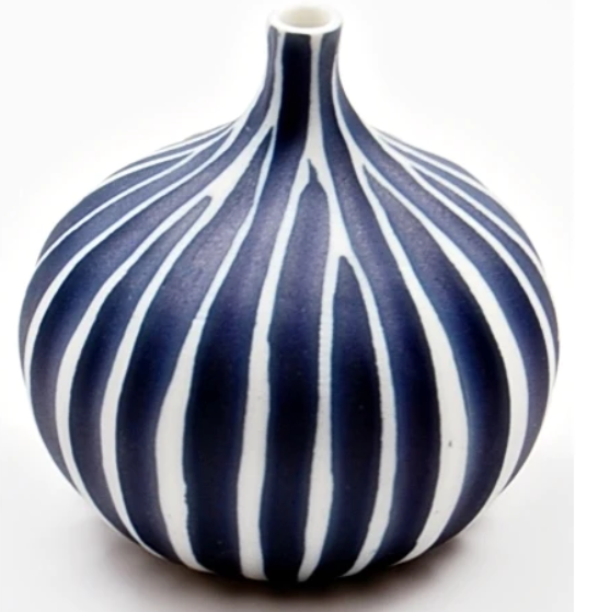 Tiny Congo Vase