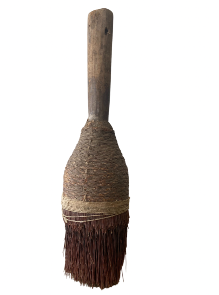 Vintage Round Hand Brush