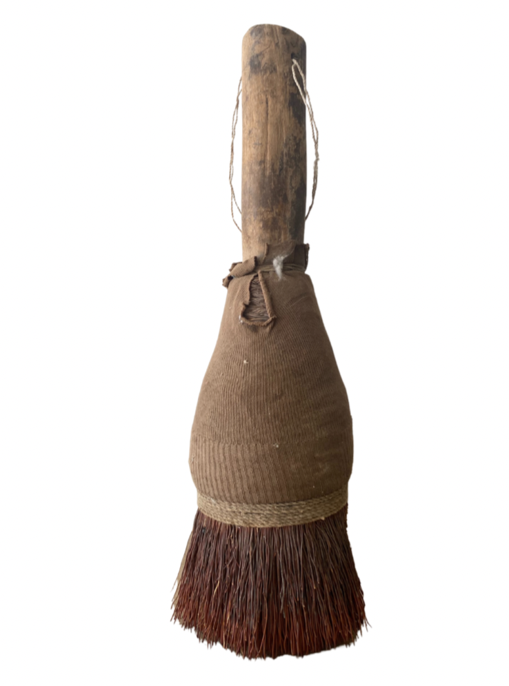Vintage Round Hand Brush