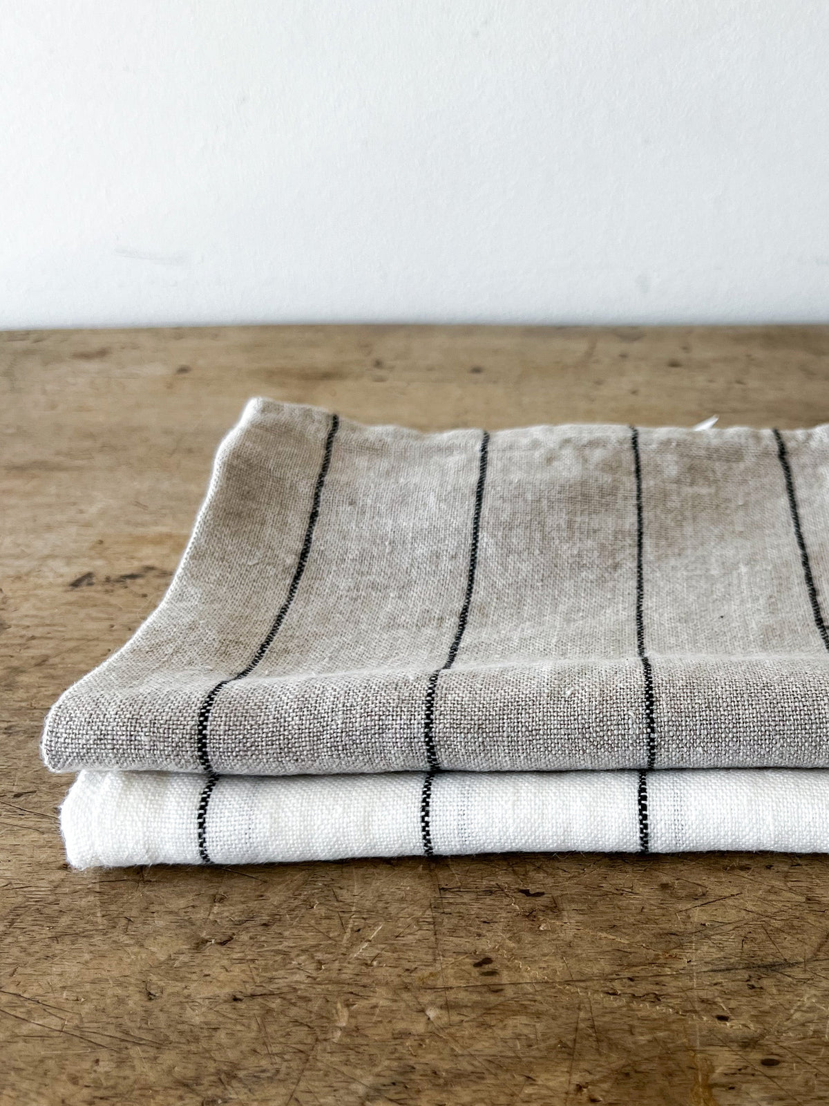 Bande Striped Hand Towel - White