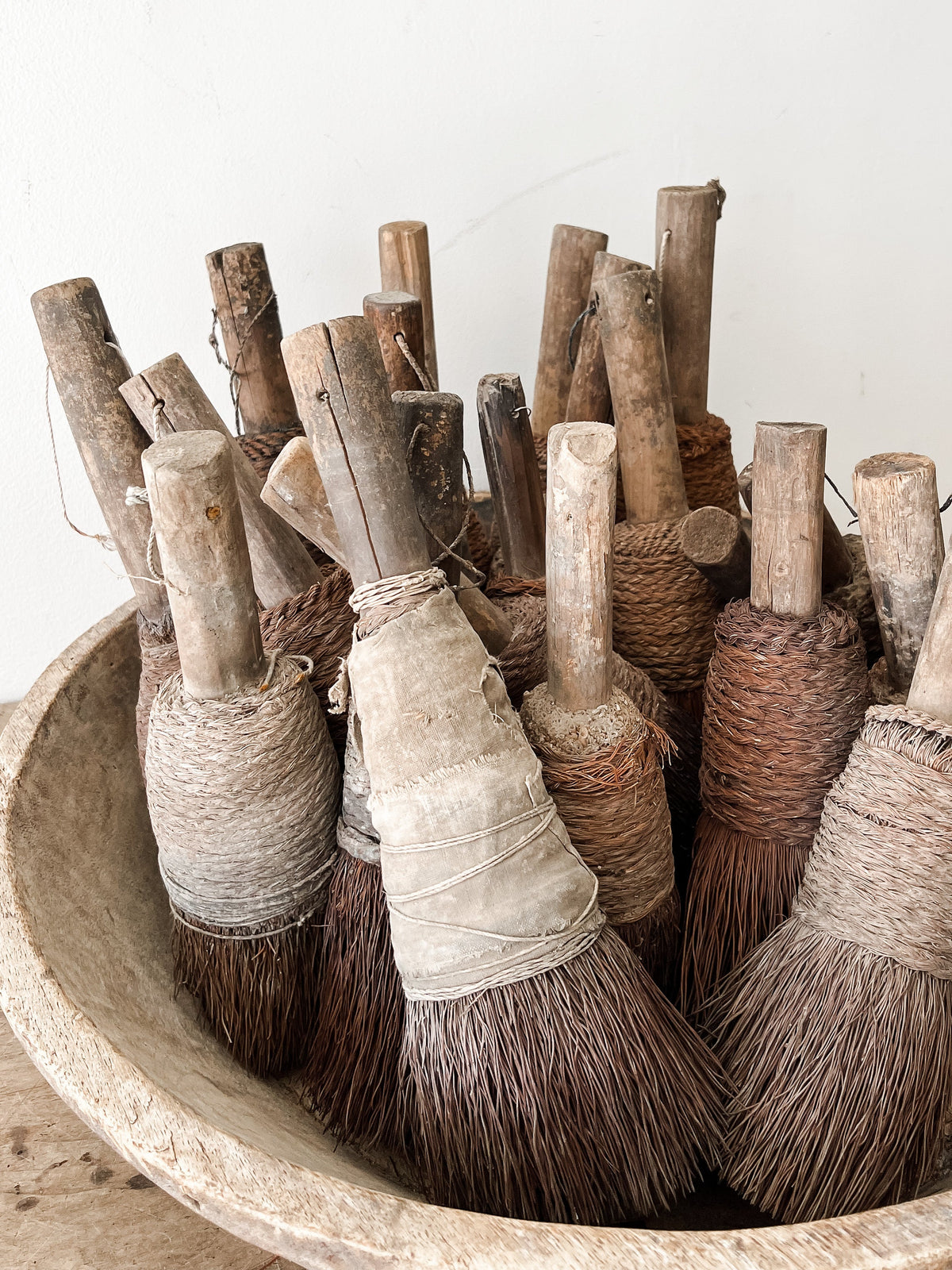 Vintage Round Hand Brush