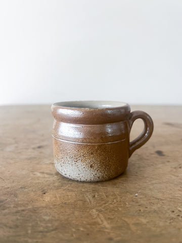 Bonny Handled Demitasse - .075 Liter